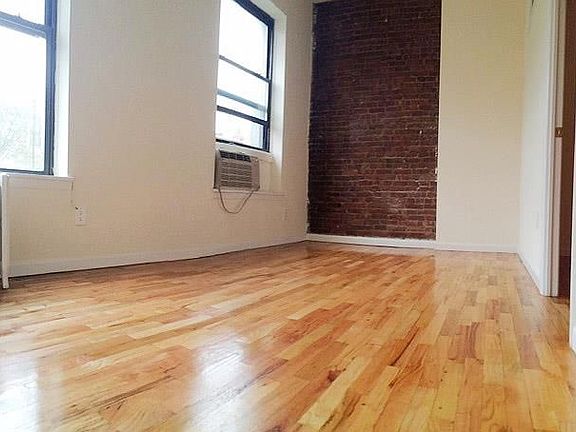 3rd image of 131 W 81st St APT 7