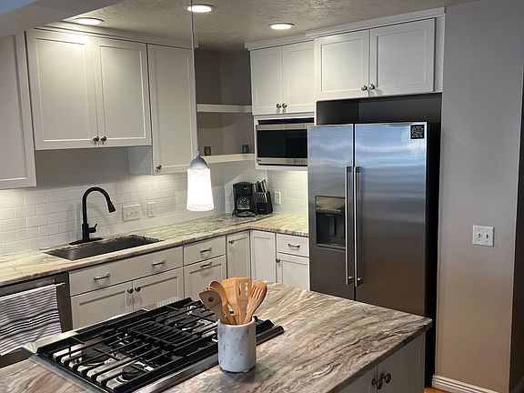 5th image of 3571 E Lost Spring Ln