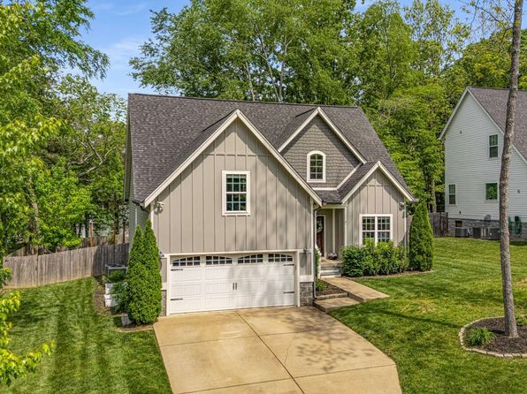 7104 Peppertree Cir, Fairview, TN 37062