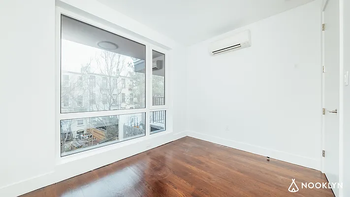 Rented by Nooklyn NYC LLC | media 19