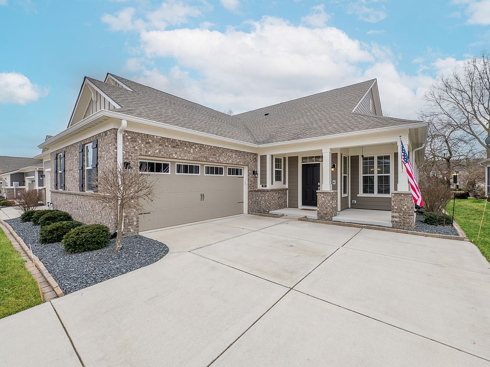 1st image of 4903 E Amesbury Pl