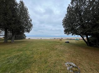 W11983 W Middle Beach Rd, Naubinway, MI 49762