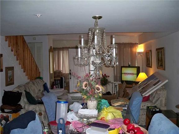 5th image of 631 NW 82nd Ave APT 220