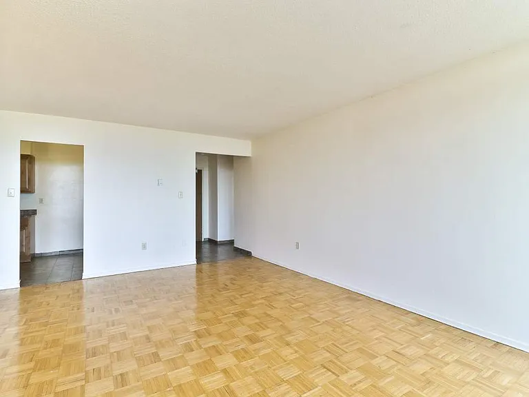 20 Carabob Ct — Photo 10