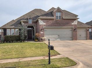 7308 E Knoxville St, Broken Arrow, OK 74014