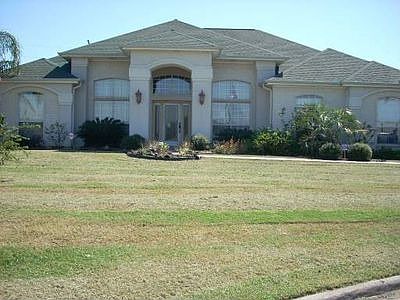 1st image of 2302 Bayou Dr