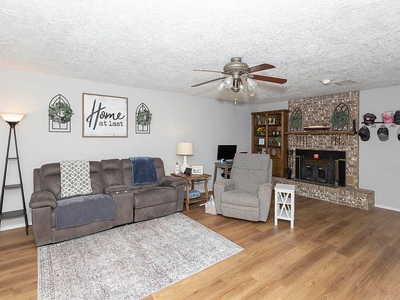 4th image of 5505 Billy Lee Dr