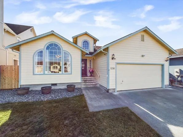 1230 Lonestar Dr, McKinleyville, CA 95519