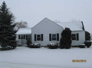 850 S Wood St, Fostoria, OH 44830