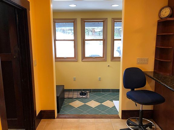 5th image of 511 Pine St #508