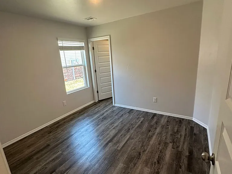 11620 Krew Way — Photo 10