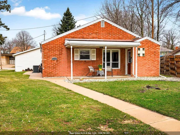 22 Johnson Ct, Appleton, WI 54915