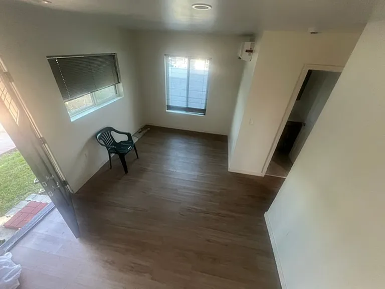 11303 Paso Robles Ave — Photo 17