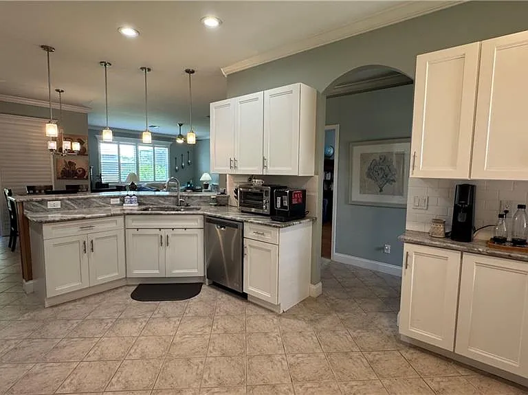 13672 Troia Dr — Photo 8