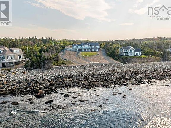 3rd image of 458 Ketch Harbour Rd