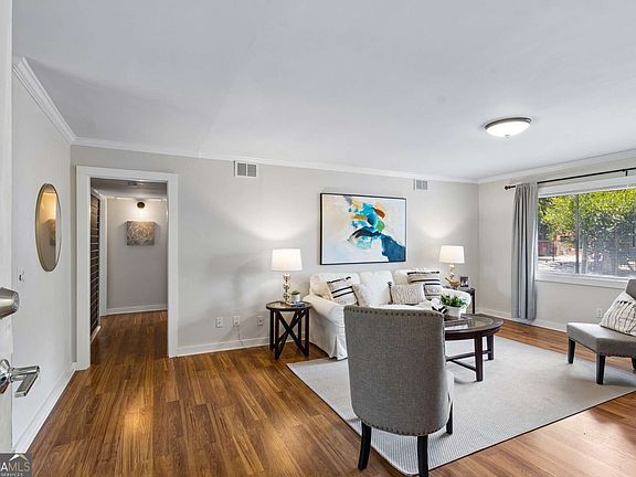 2nd image of 115 Biscayne Dr NW APT A6