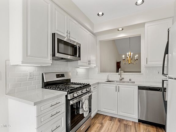 3rd image of 4875 Santo Dr
