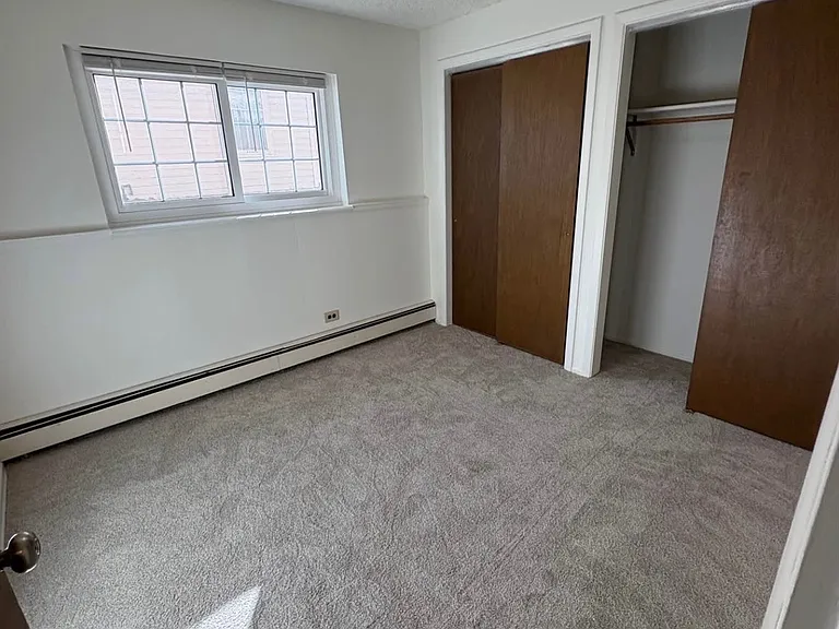 724 E Lewis St #1 — Photo 4