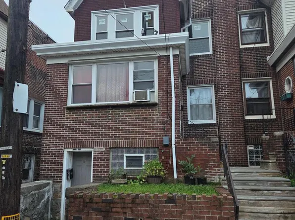 7231 Marsden St, Philadelphia, PA 19135