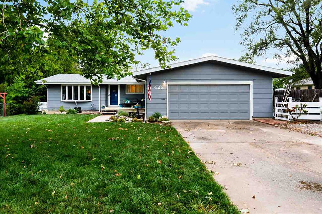 423 N Broadview St, El Dorado, KS 67042 Zillow