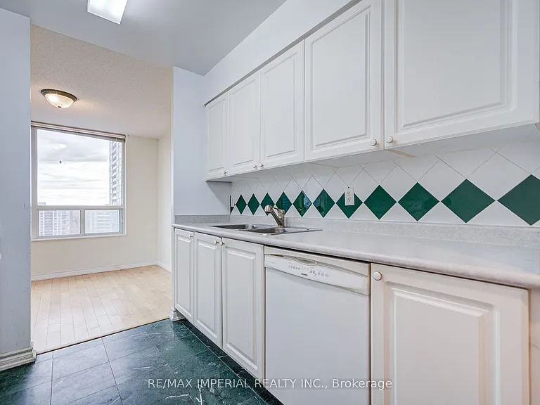 238 Doris Ave #2302 — Photo 22