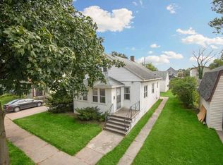 855 James St, Green Bay, WI 54303