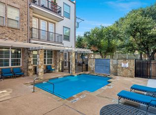950 Henderson St APT 1220, Fort Worth, TX 76102