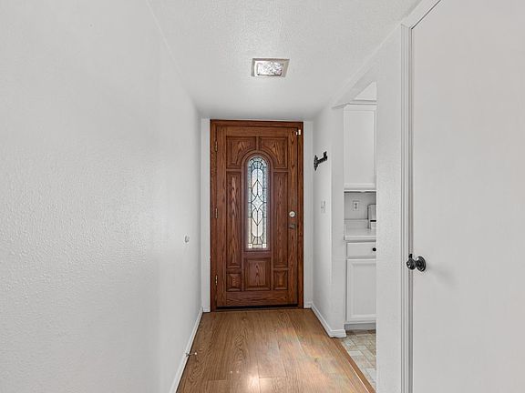 5th image of 3631 Lyra St
