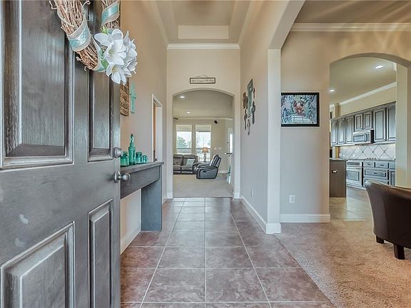 4th image of 2307 Laci Ln