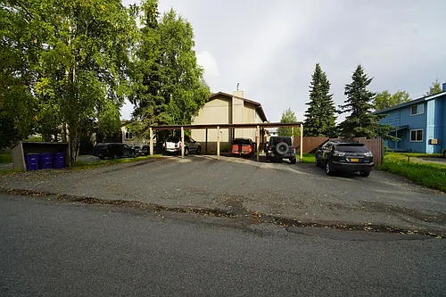 813 W 75th Ave Photo 1