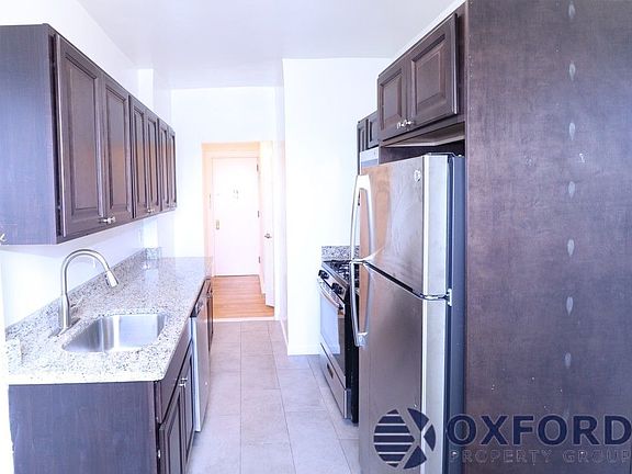 3rd image of 37-33 College Point Blvd APT C2e