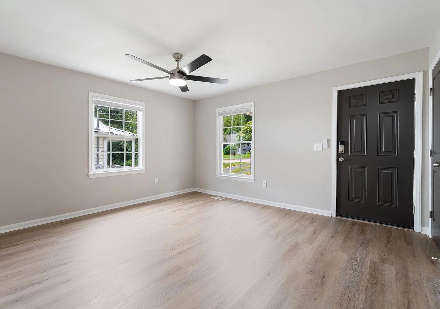 3 Bed, 2 Bath Home in Prime Durham Location! Early August Available — Photo 3