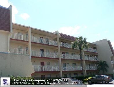 1040 Country Club Dr APT 307, Margate, FL, 33063