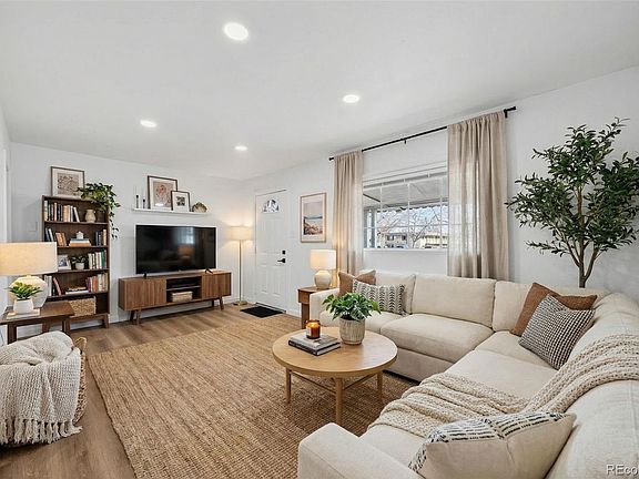 3rd image of 2621 S Federal Boulevard