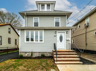 147 Pershing Ave, Carteret, NJ 07008