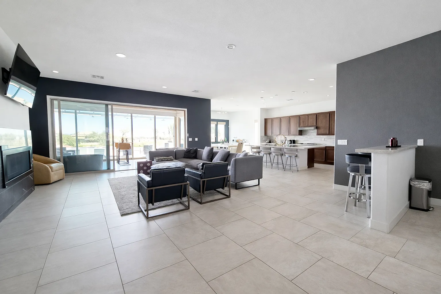 11111 Villa Bellagio Dr — Photo 4