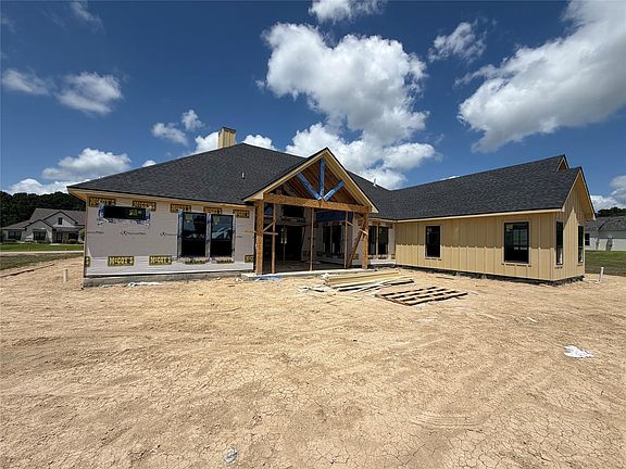 3rd image of 24964 Hopeview Way