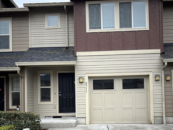 2nd image of 8711 NE 37th St