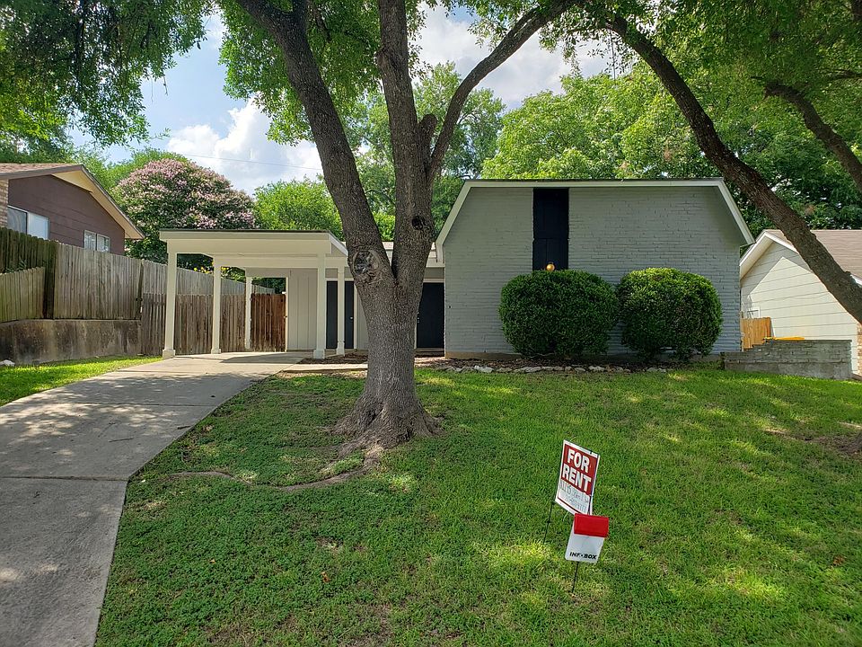 1st image of 113 Little Oaks St