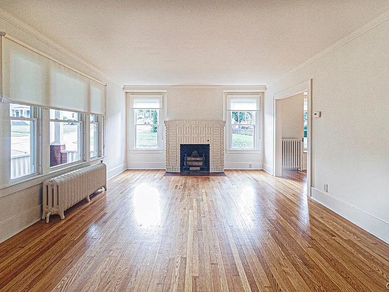 6 Sanger Ave — Photo 14