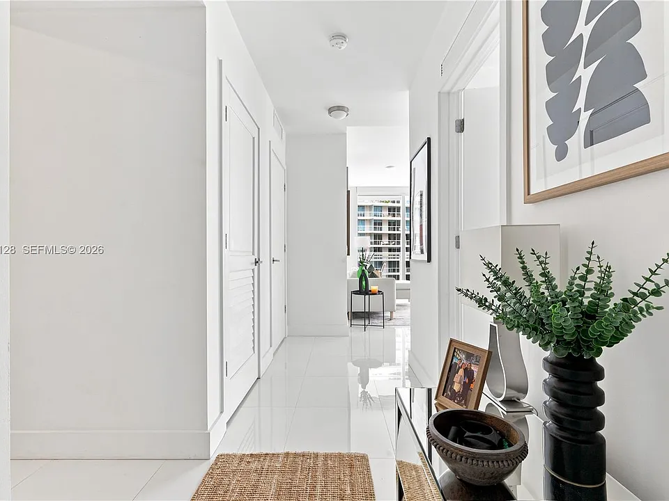 1080 Brickell Ave #2609