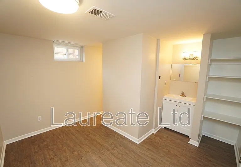2258 W Maplewood Ave — Photo 17