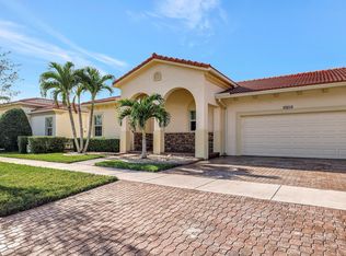 10215 SW Canossa Way, Port Saint Lucie, FL 34986