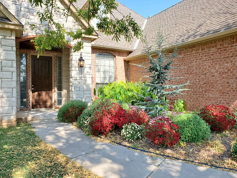 3341 Heritage Green Cir — Photo 6