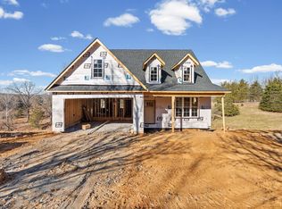 6 Wingfield Dr, Goode, VA 24556