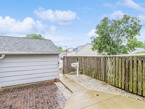 2nd image of 1358 Barkley Ct