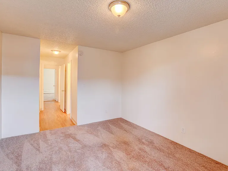 Edelweiss Apartments — Photo 35