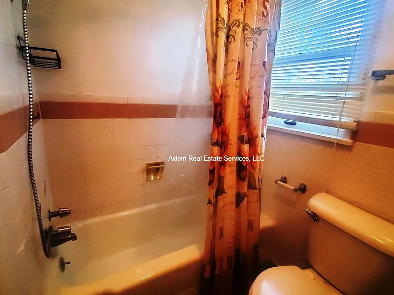 307 S 8th St #3 — Photo 8
