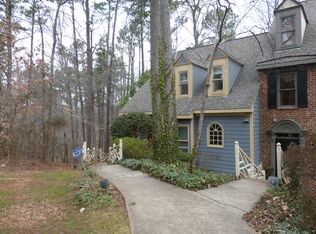 6846 Gloucester Rd, Raleigh, NC 27612