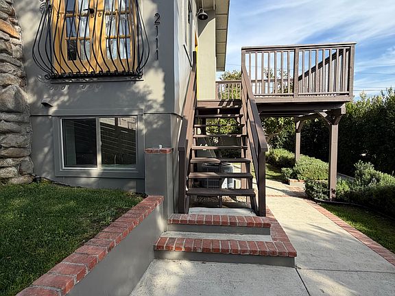 2nd image of 2113 Montana St